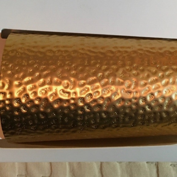 NWOT Zara Hammered metal gold cuff bracelet - Picture 2 of 5